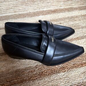 NUBIKK DELPHINE LOAFER BLACK LEATHER 37 Pointed Flat NWOB